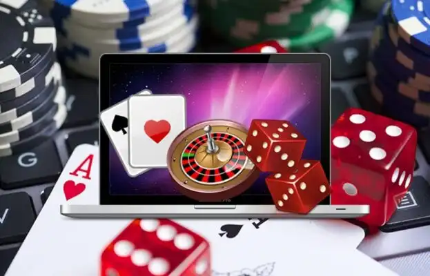 Game bài Poker Omaha tại Rikvip mang đến trải nghiệm đầy kịch tính cho người chơi